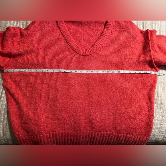 Free People Brookside Tunic - Oversized Sweater in Pink Lightening | Size S - Picture 8 of 12